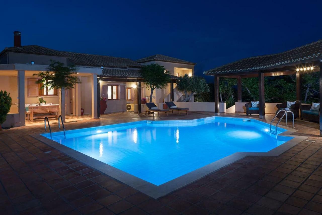 White Sand Villa. Spacious Villa With Prive Pool. Agia Pelagia  Luaran gambar